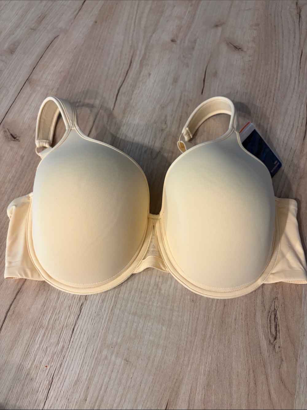 UNDEROUTFIT ULTIMATE COVERAGE UNDERWIRE BRA SAND NUDE 42C WITH EXTENDER NWT